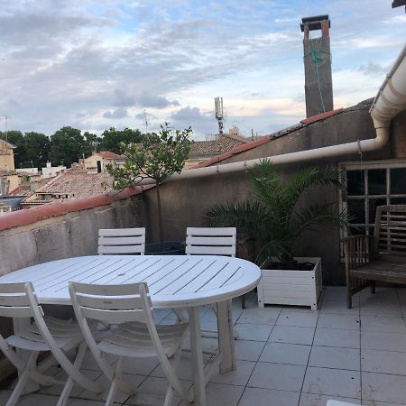 Terrasse Tropezienne Centre Nîmes Buitenkant foto