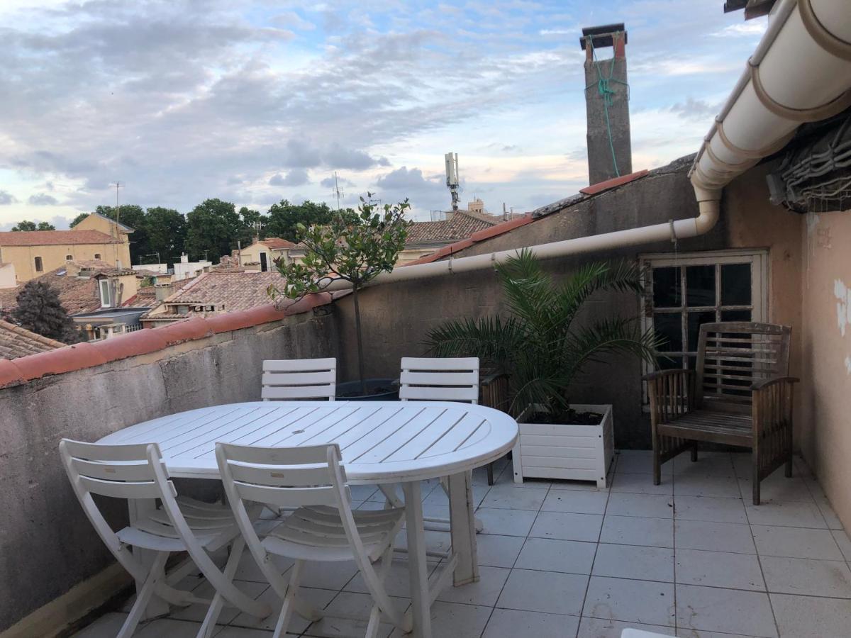 Terrasse Tropezienne Centre Nîmes Buitenkant foto