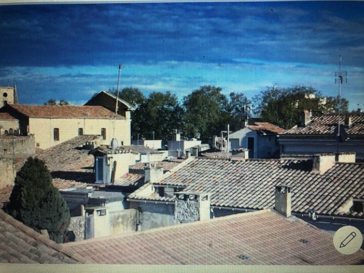 Terrasse Tropezienne Centre Nîmes Buitenkant foto